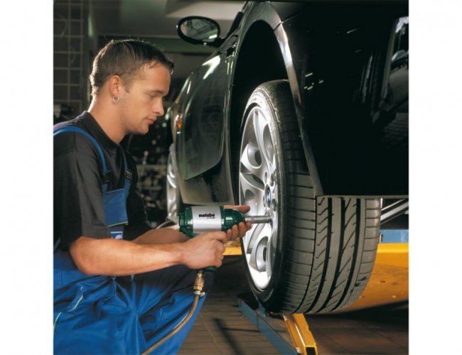 Promoção Chave de Impacto pneumática Metabo DSSW 2440