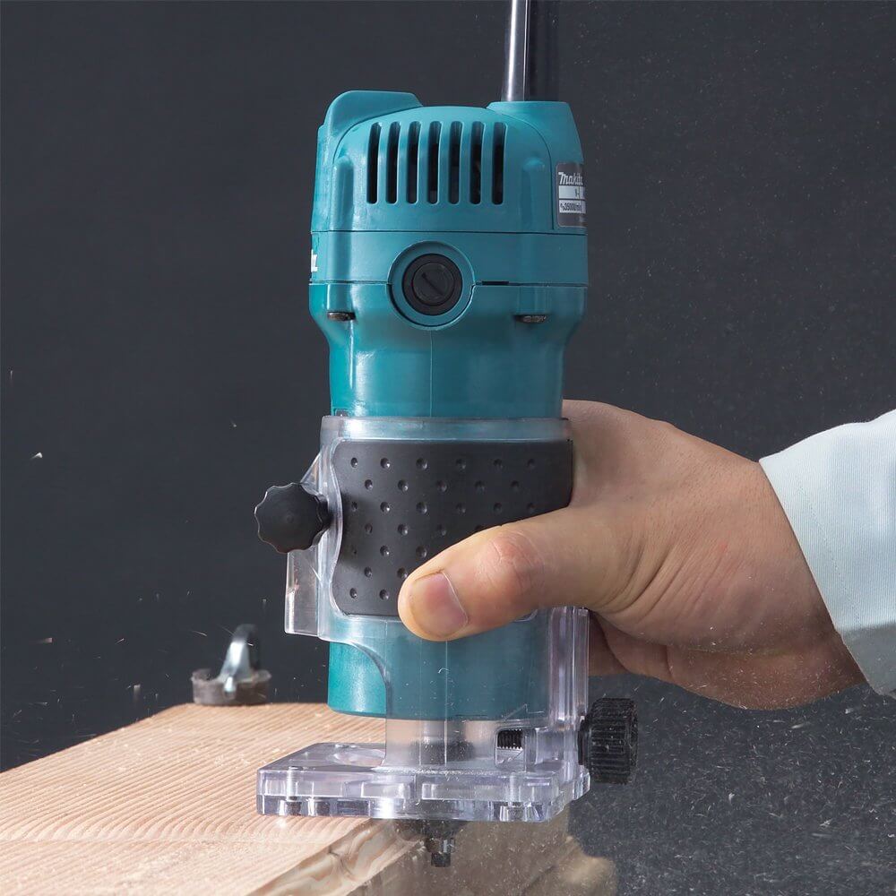 Tupia 3709 da Makita é uma excelente ferramenta eléctrica ideal para fresar canto