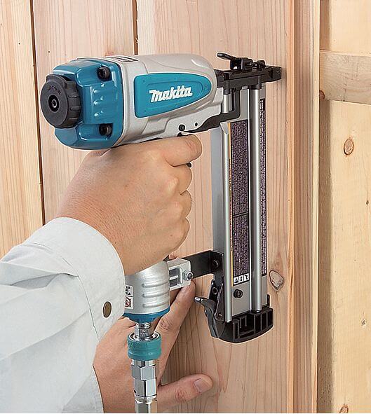 pregadora pneumática - ferramentas makita