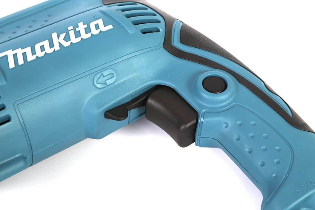 Berbequim Percussão 710 W Makita