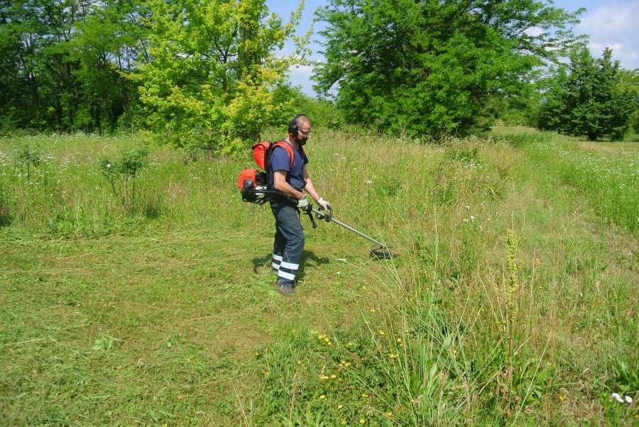Roçadora Makita - com barra flexível + mochila - Dolmar