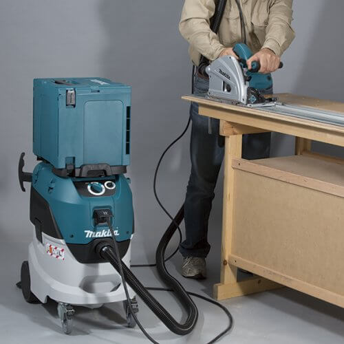 Aspirador 42 L 1.400WVC4210LX Makita ferramentas